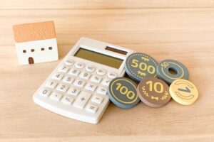 壁の水漏れ修理を水道修理業者に依頼したときの費用相場