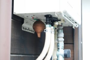 給湯器に異変を感じた際の対処法