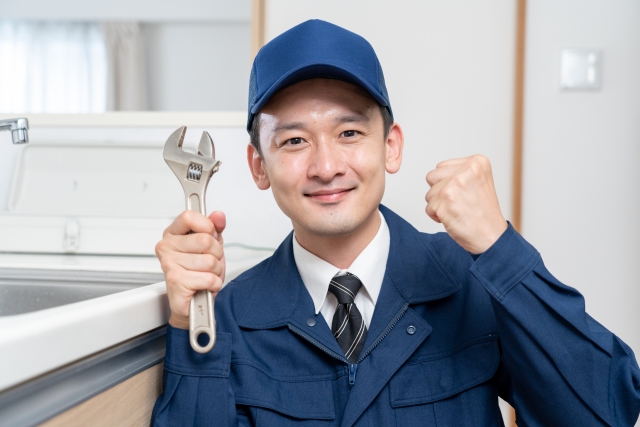 水道管や給湯器の水漏れ時は専門業者に依頼する