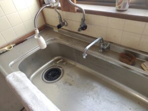 福岡県嘉麻市｜キッチン　水漏れ修理