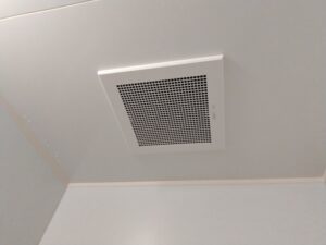トイレの換気扇から聞こえる音別の原因